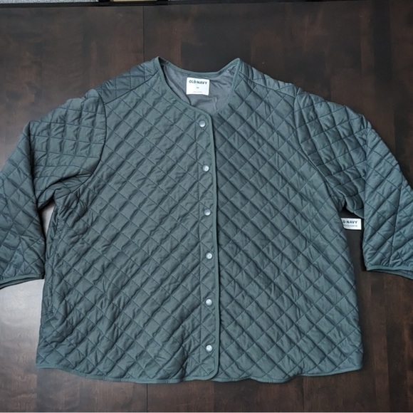 Old Navy Quilted Jacket - Picture 6 of 6